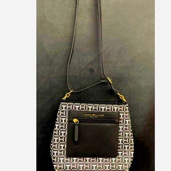 TH Tommy Hilfiger Monogram Jarcquard Black/White Red Accents Crossbody Bag Purse - Picture 8 of 8